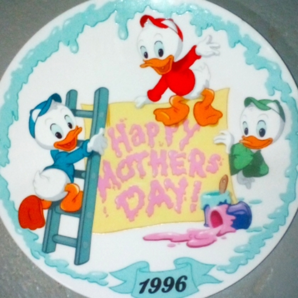 Vintage Disney's Collectors Plate